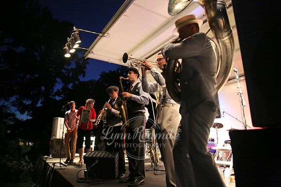 Hot Sardines Westbury 097