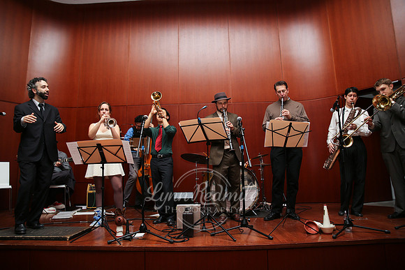 Grand Street Stompers CD 164