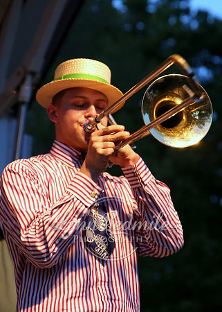 Hot Sardines Westbury 047