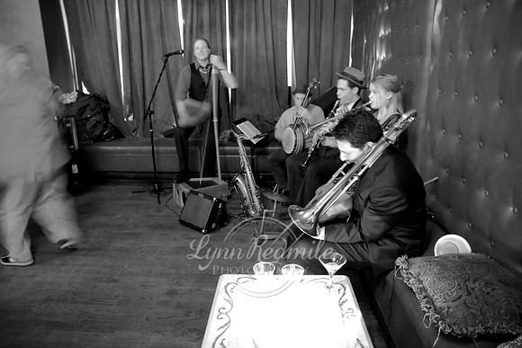 Salon Mardi Gras 02