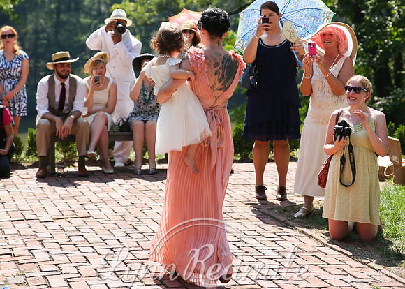 Art Deco Picnic 268