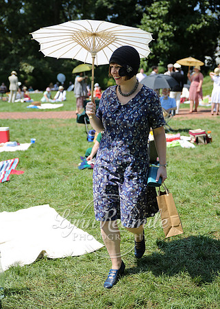 Art Deco Picnic 129