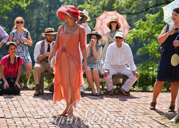 Art Deco Picnic 243