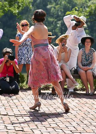 Art Deco Picnic 227