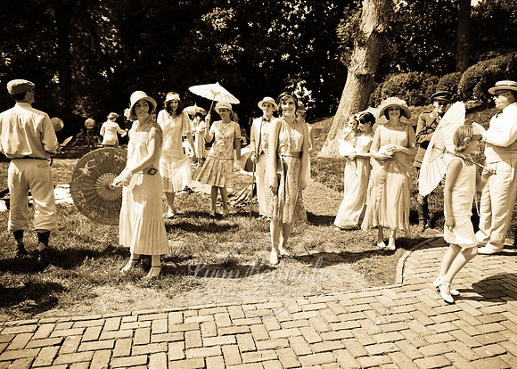 Art Deco Picnic 271