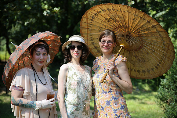 Art Deco Picnic 303