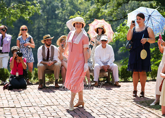 Art Deco Picnic 249
