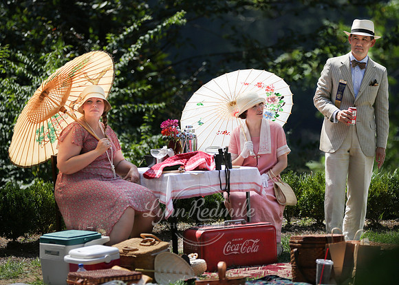 Art Deco Picnic 185