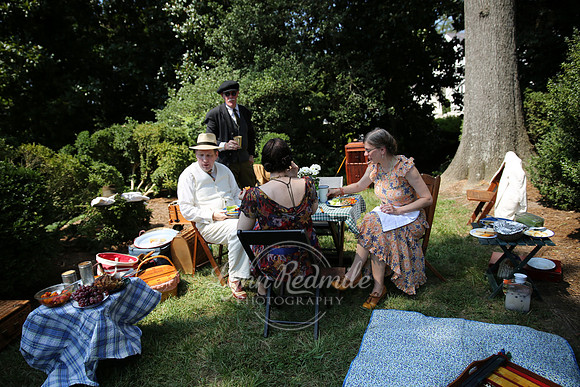 Art Deco Picnic 087