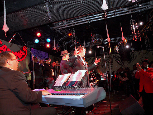 Salon New Years Eve Eve 027