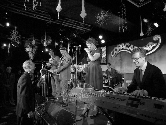 Salon New Years Eve Eve 007