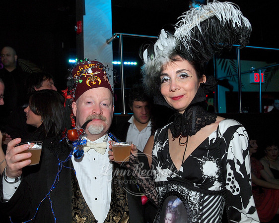 Salon New Years Eve Eve 122