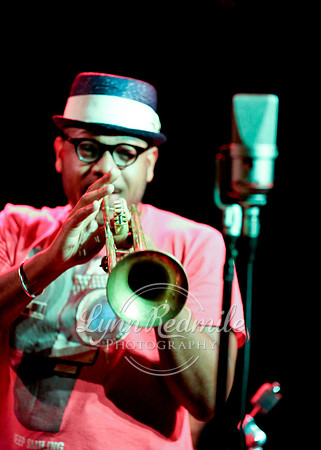Michael Mwenso Special Set 08