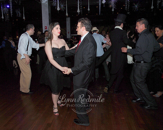 Salon New Years Eve Eve 200